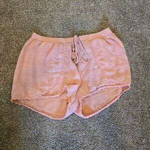 Women's American Eagle Blush Pink Flowy Lightweight Lace Boho Shorts Medium